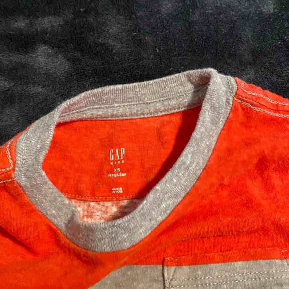 Gap striped T-shirt size XS - Picture 2 of 4